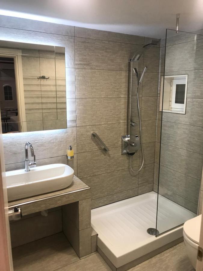 Avra Comfort Rooms - Family Nea Poteidaia Buitenkant foto