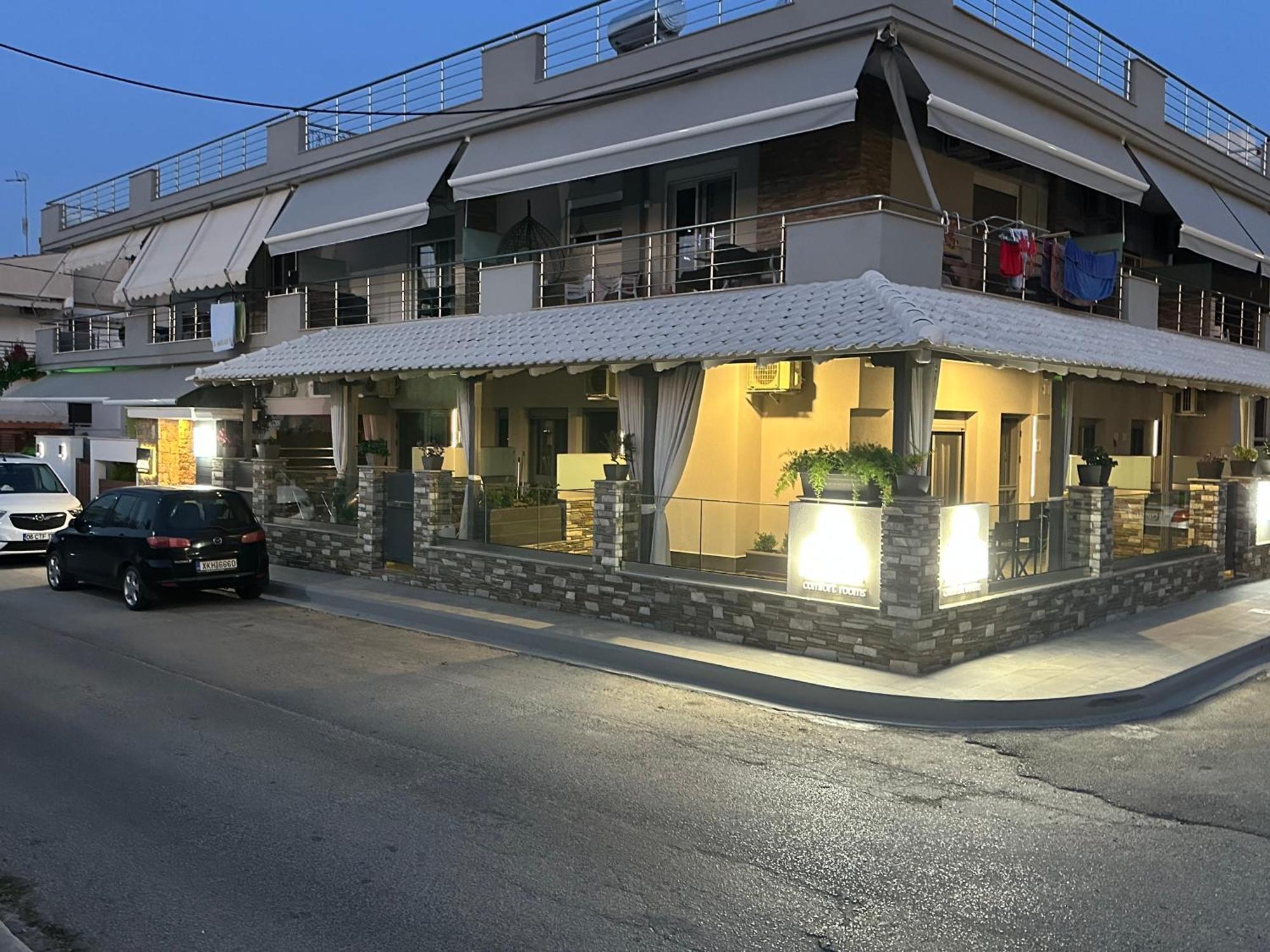 Avra Comfort Rooms - Family Nea Poteidaia Buitenkant foto